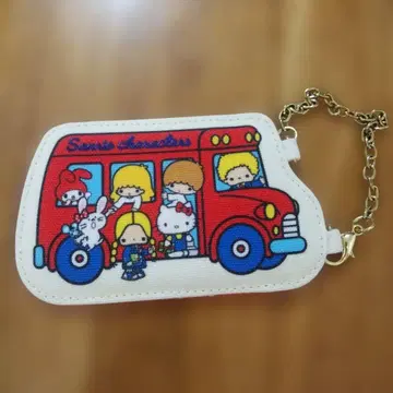 산리오 캐릭터 버스 디자인 패스 케이스 레트로