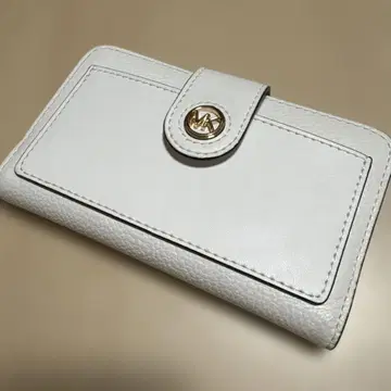 MICHAEL KORS 화이트 이단 접이식 지갑