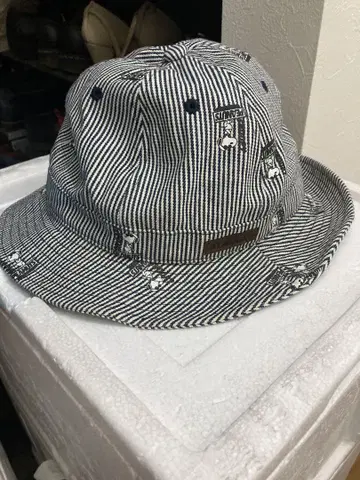 XLARGE PEANUTS 버킷햇 M 사이즈 히코리
