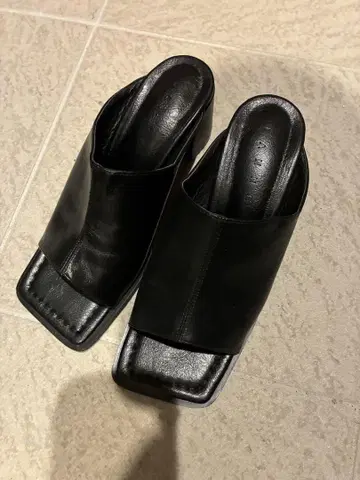 blate 스퀘어 샌들 블랙 24cm