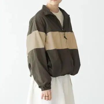 새상품 D.C.WHITE 아이비 리거즈 트레이닝 탑 올리브 S