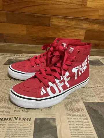 VANS SK8-HI (스케이트 하이) 하이컷 스니커즈 25cm