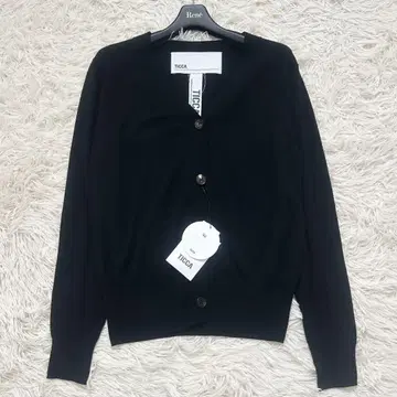 [ 하자품 ] TICCA 티 택 포함 가디건 V넥 울 블랙