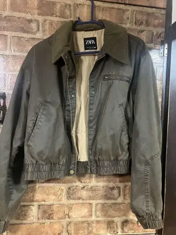ZARA 올리브 그린 자켓 M
