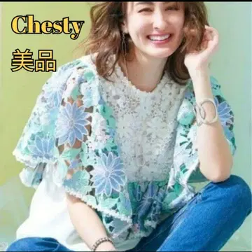 새상품급 체스티 레이스 케이프 상의 꽃무늬 블라우스 노카라