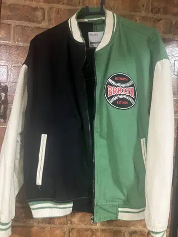 Bershka 바시티 자켓 스타일 자켓