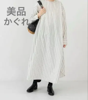 새상품급 카구레 스트라이프 크루넥 원피스 화이트