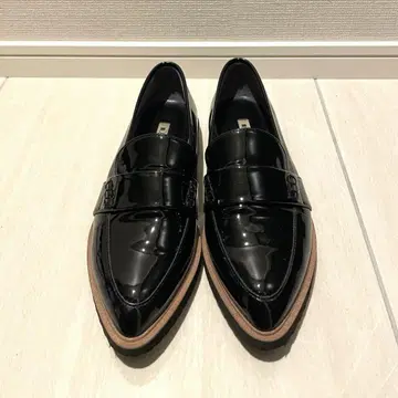 DIANA 블랙 에나멜 로퍼 24.5cm