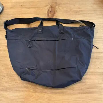 MILESTO TROT 소프트 숄더 L 블랙