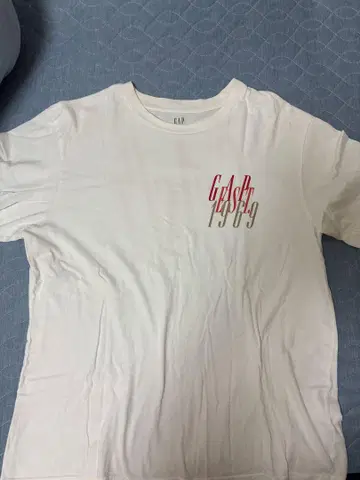 GAP 그래픽 T셔츠 화이트