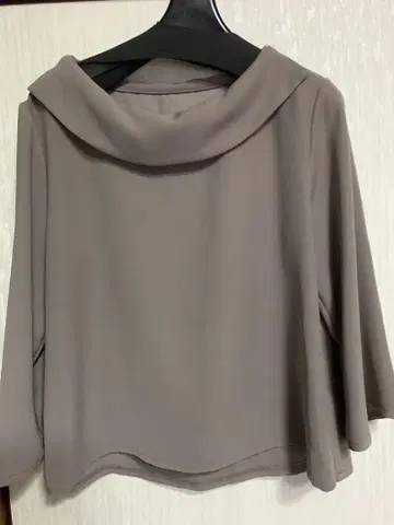 VIVIEN 블라우스 팬츠 수트 M 사이즈