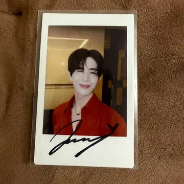 James 친필 사인 포함 폴라로이드