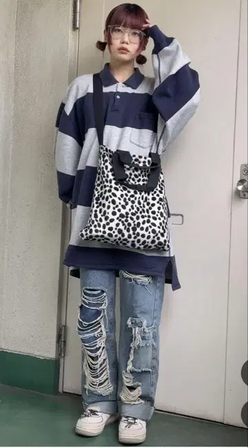 TWEED MILL BEAMS BOY 애니멀 토트