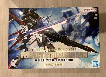 PG 1/60 퍼펙트 스트라이크 건담