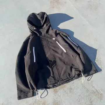 컨디션 최상 9090 N Logo Tech Mountain Parka
