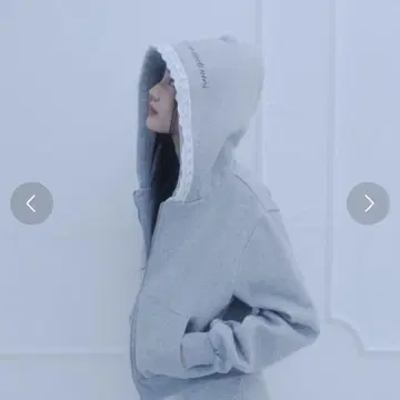 Smyeon. Compact lace zip hoodie