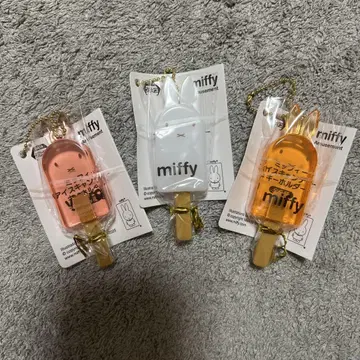 택 포함 미사용 새상품 miffy 미피 아이스캔디 키링 3종