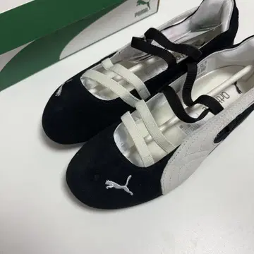 Puma 플랫슈즈 블랙/화이트