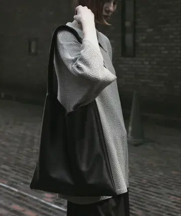 [ remer ] loose shoulder tote bag