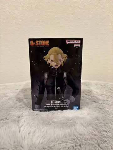 Dr.stone 스탠리 스나이더 피규어
