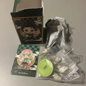 POPMART 귀멸의 칼날 탄생화 칸로지 미츠리