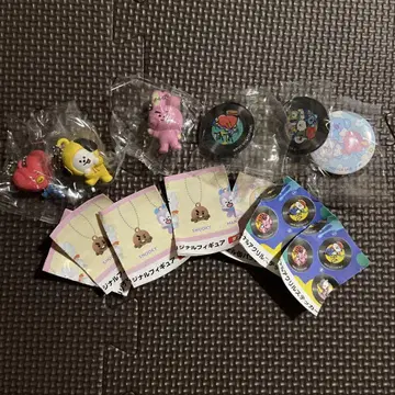 쿠라스시 BT21 비폰 피규어 & 아크릴 스티커 세트