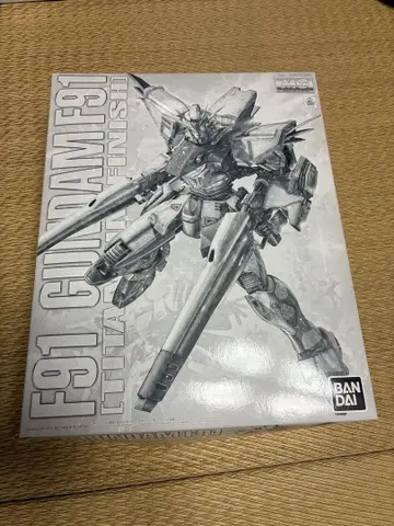 프리미엄 반다이 한정판 MG 건담 F91 Ver.2.0 [티타늄 피니쉬]