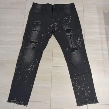 데미지 가공 블랙 스키니 데님