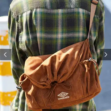 UMBRO 별주 Brushed Shoulder Bag 숄더백