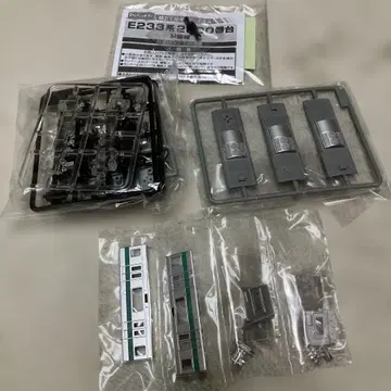 E233계 2000번대 조반선 중간차 B 트레인 쇼티