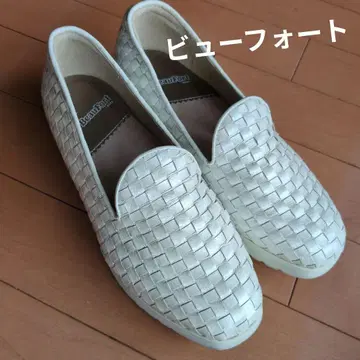 새상품급 뷰포트 메쉬 슬립온 23cm