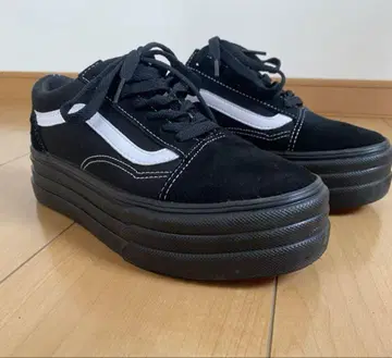 VANS 통굽 블랙 플랫폼 스니커즈