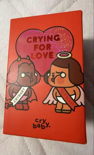 POPMART CRY BABY crying for love 피규어