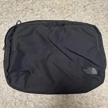 THE NORTH FACE 블랙 숄더백