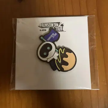 RUNSEOKJIN TOUR in JAPAN 핀 배지
