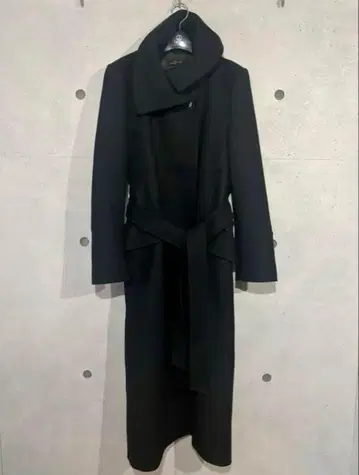 Zara Black 울 코트 새상품급