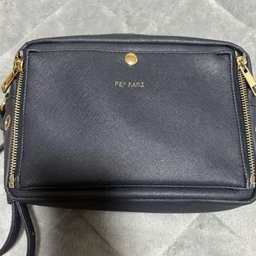 REA RARE 이타백 크루아 숄더백