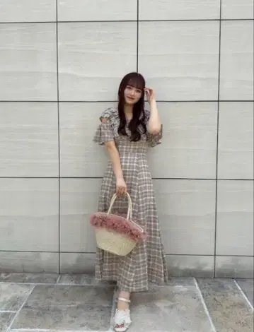 미사용 새상품 MAJESTIC LEGON 백 레이스업 프릴 원피스