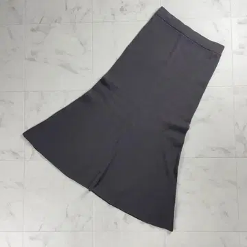새상품급 심플리시떼 니트 플레어 스커트 차콜 사이즈 F*TC1490
