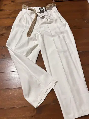 택 포함 새상품! ZARA 웨빙 벨트 팬츠 화이트