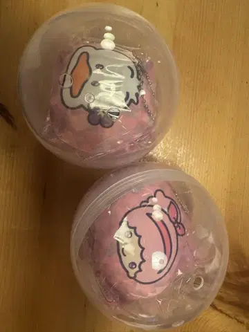 산리오 쿠션 키링 페클 or 라라 andST 도쿄 하라주쿠 한정판