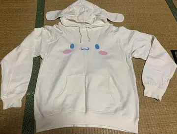 시나모롤 후드티