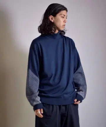 미사용 JOHN SMEDLEY 절개 터틀넥 니트 블루 XXL