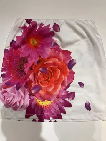 DaTuRa 꽃무늬 타이트 스커트