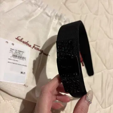 Salvatore Ferragamo 헤어밴드 블랙 머리띠