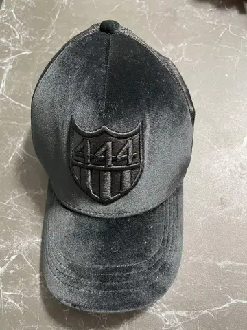 요시노리 코타케 디자인 야구 모자