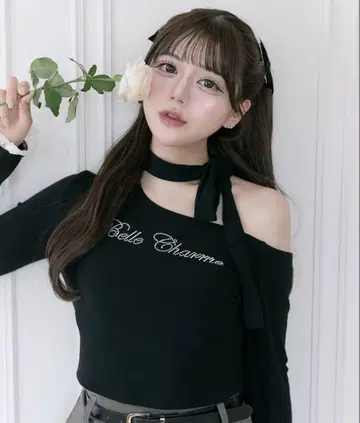 Olive des olive 큐빅 로고 리본 T 블랙