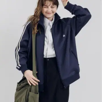 [ 완판템 ] MUHET 모듬 트랙 자켓 네이비 M