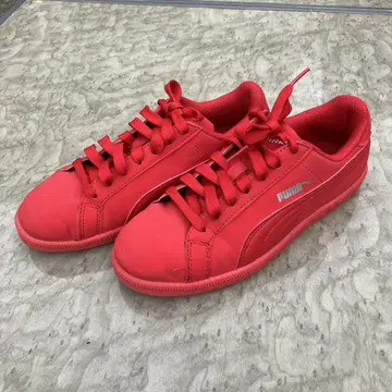 PUMA 스매시 백 스니커즈