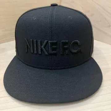 NIKE FC 캡